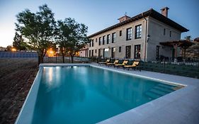 Torre De Brinas Private Resort